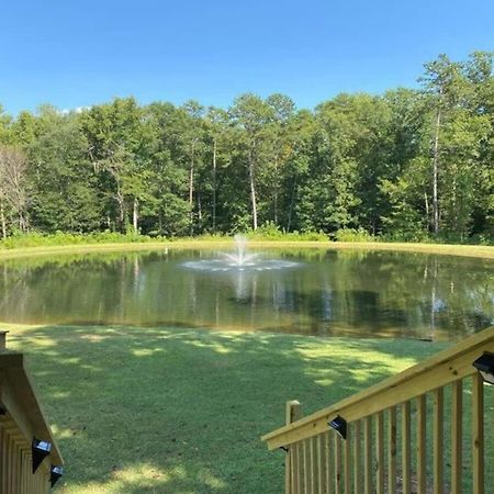 Serene 1Br Cabin Near Nc Z00 With Loft & Waterview Эшборо Экстерьер фото